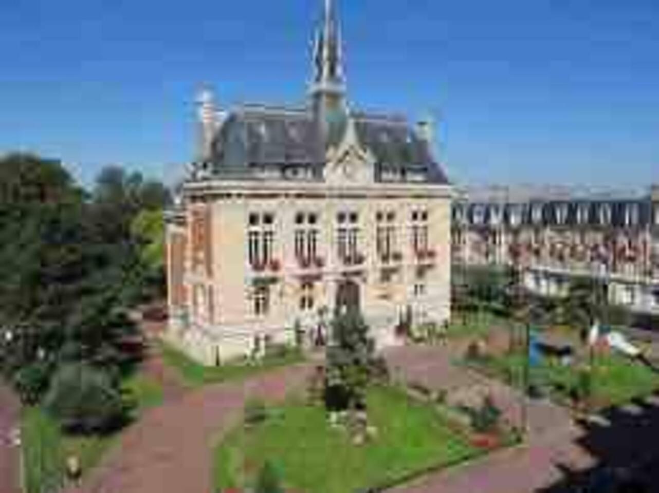 Appartement 2 Pieces Au Raincy Proche De Paris Le Raincy Eksteriør billede